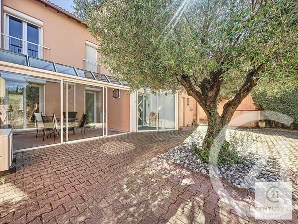 Maison à vendre  8 pièces - 200,35 m 2   MONTPELLIER  - 34