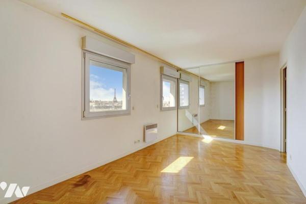 Notaire vend 5 pièces en duplex dernier étage - rue André Gide - Paris (15ème)