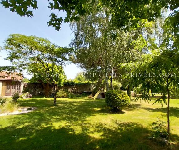 BELLE MAISON T6 AVEC PARC ARBORÉ ET PISCINE