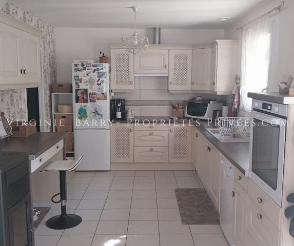BELLE MAISON T6 AVEC PARC ARBORÉ ET PISCINE
