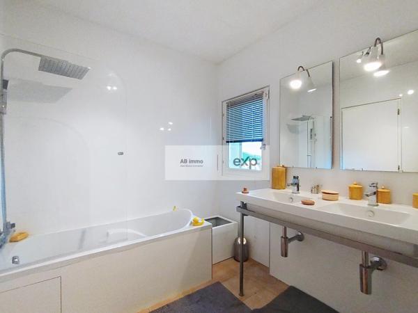 Cahors — Villa d’architecte avec piscine à débordement