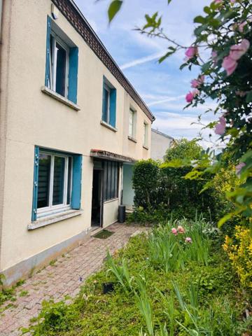 A vendre, maison de ville de type 4, aux portes de Périgueux 24000
