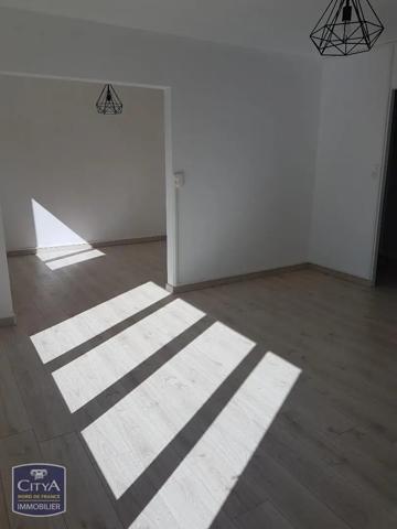 Appartement à louer 4 pièces 66.37m² Rousies (59131)