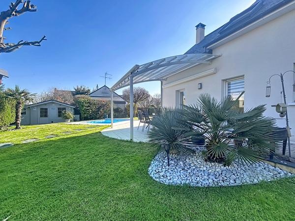 Maison 5 ch + piscine + double garage - Les Ponts-de-Cé proche Angers