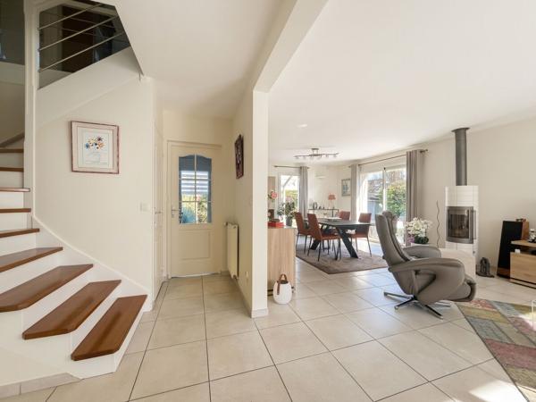 Maison 5 ch + piscine + double garage - Les Ponts-de-Cé proche Angers