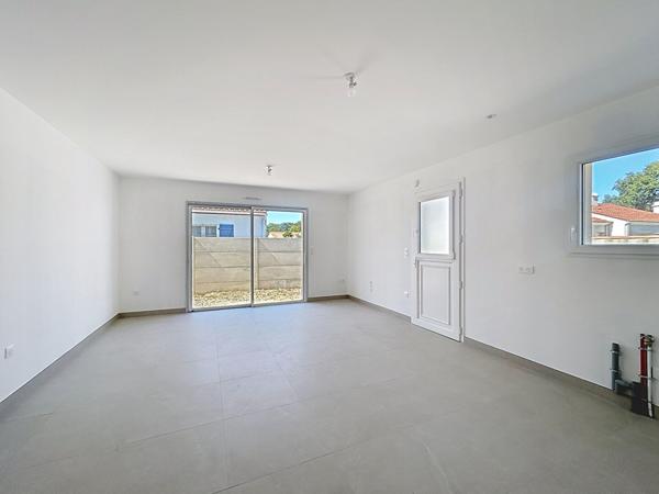 Maison à vendre à Challans - 2 chambres - état neuf