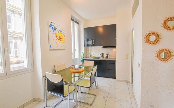 Appartement à vendre    2 pièces • 34,30 m2 Cannes