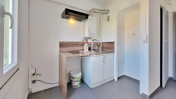 A VENDRE Appartement 2 pièces de 37 m² GRAND ARENAS