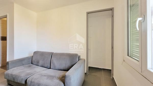 A VENDRE Appartement 2 pièces de 37 m² GRAND ARENAS