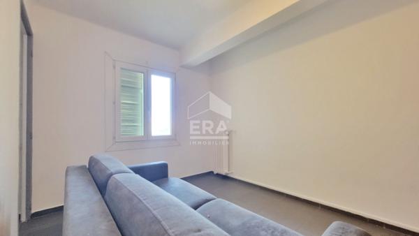 A VENDRE Appartement 2 pièces de 37 m² GRAND ARENAS