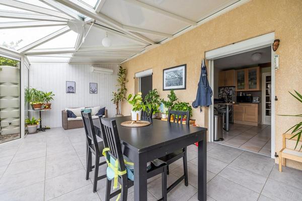 Maison familiale 7 pièces à Briis-sous-Forges de 153 m² avec 5 chambres et dépendance