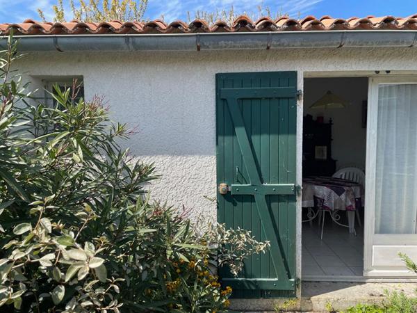 17310 - Appartement  T1 - La Cotiniere - 1 pièce(s) 17m2 avec extérieur --  Ile d'Oléron --