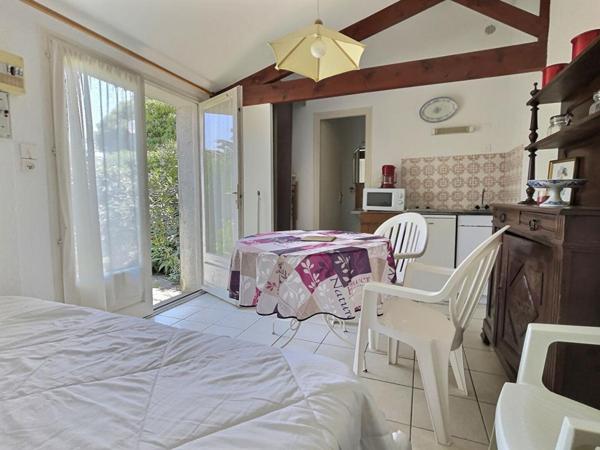 17310 - Appartement  T1 - La Cotiniere - 1 pièce(s) 17m2 avec extérieur --  Ile d'Oléron --