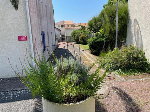 17310 - Appartement  T1 - La Cotiniere - 1 pièce(s) 17m2 avec extérieur --  Ile d'Oléron --