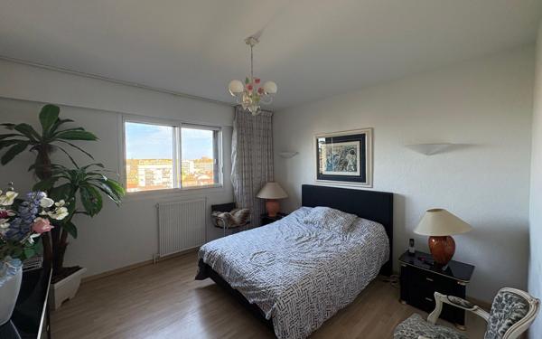 Appartement à vendre    5 pièces • 128,83 m2 Toulouse