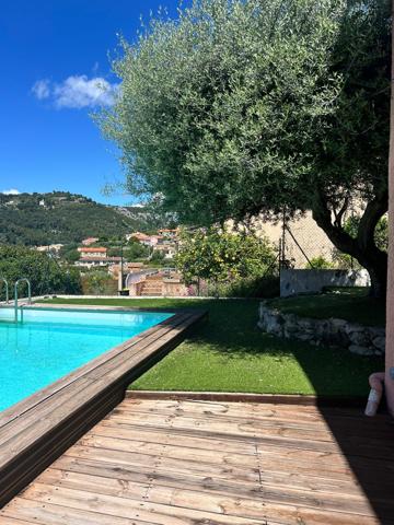 Maison 7 pièces - 168 m²