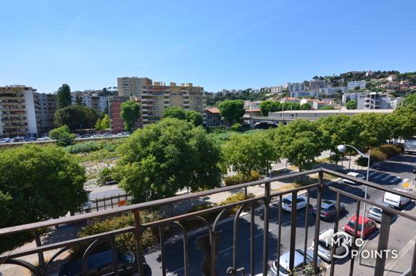 Nice (06300) VAUBAN / T4 + deux balcons