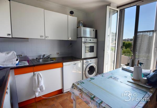 Nice (06300) VAUBAN / T4 + deux balcons