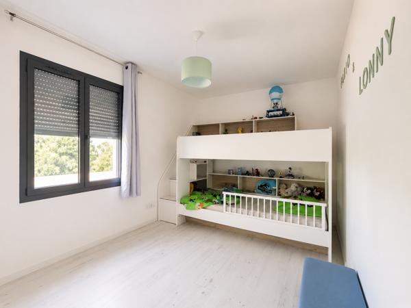 VILLA MODERNE TYPE 4 PIECES AVEC PISCINE PARC FRANCOIS MITERRAND