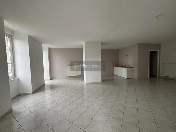 Location                                                      Appartement
                        
                     3 pièces                      98 m2                     à Culmont