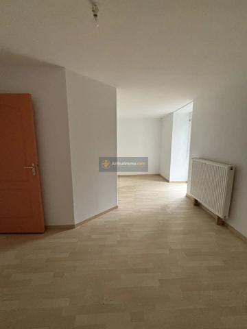 Location                                                      Appartement
                        
                     3 pièces                      98 m2                     à Culmont