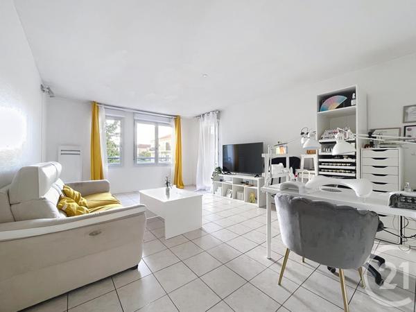 Appartement F3 à vendre  3 pièces - 71,38 m2 MOISSY CRAMAYEL - 77