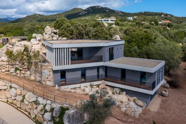 Maison à vendre  6 pièces - 230 m2 LECCI - 201