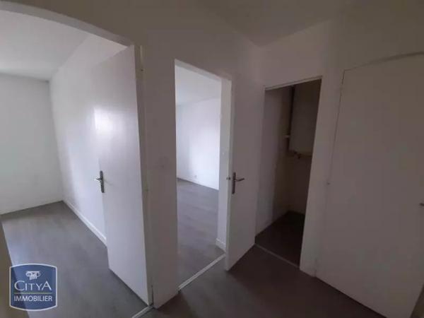 Appartement à louer 3 pièces 56.86m²
