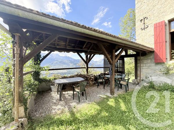 Maison à vendre  5 pièces - 200 m 2   THYEZ  - 74