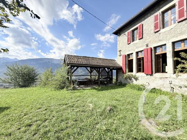 Maison à vendre  5 pièces - 200 m 2   THYEZ  - 74