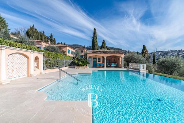 Grasse, Propriété 7 Chambres -  1 100 m² à vendre
