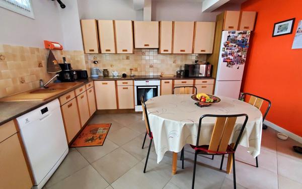 Maison à vendre    7 pièces •  Grisolles