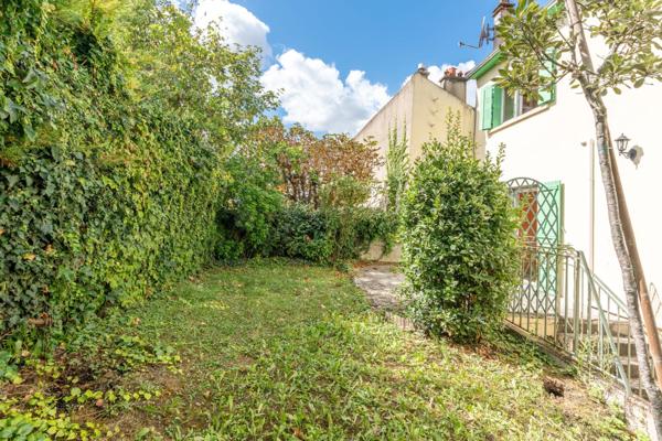 RER A, au calme d'une impasse, jardin et garage