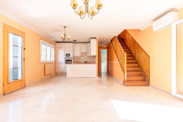 RER A, au calme d'une impasse, jardin et garage