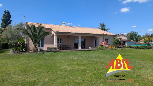 Maison  6 pièce(s)  4 chambre(s)  127.4 m²