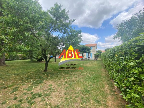 Maison  6 pièce(s)  4 chambre(s)  127.4 m²