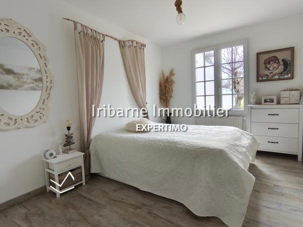 Saintes (17100) Maison de plain-pied avec piscine