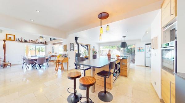 Maison d'exception à Puget Ville