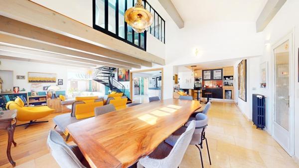 Maison d'exception à Puget Ville