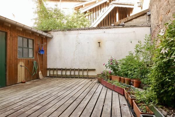 MAISON DE VILLE AVEC TERRASSE 103 000 €