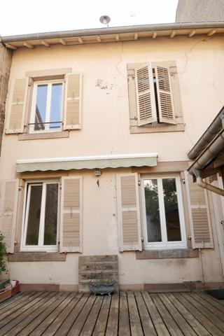 MAISON DE VILLE AVEC TERRASSE 103 000 €