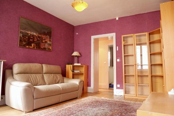 MAISON DE VILLE AVEC TERRASSE 103 000 €