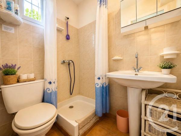 Maison à vendre  2 pièces - 25,85 m 2   COGOLIN  - 83