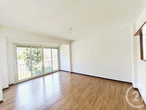 Appartement F4 à vendre  4 pièces - 79,69 m 2   LA GARDE  - 83