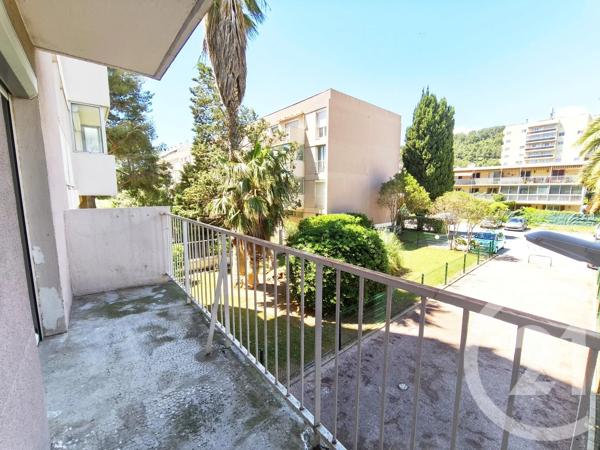 Appartement F4 à vendre  4 pièces - 79,69 m 2   LA GARDE  - 83