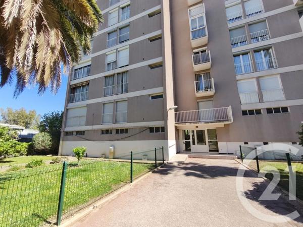 Appartement F4 à vendre  4 pièces - 79,69 m 2   LA GARDE  - 83