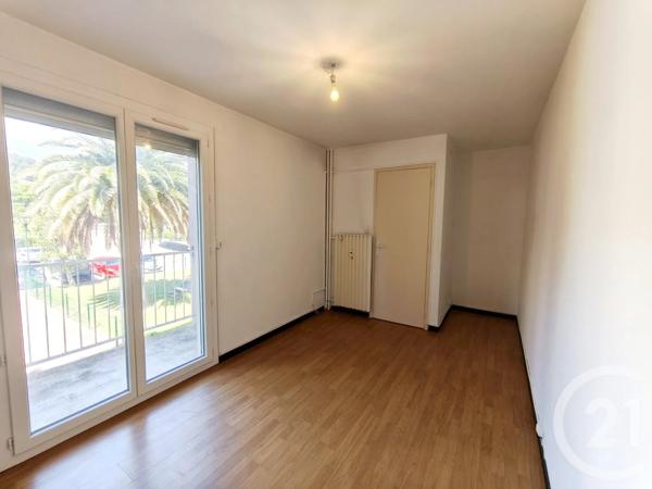 Appartement F4 à vendre  4 pièces - 79,69 m 2   LA GARDE  - 83