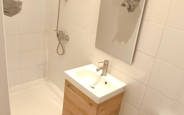 Appartement à vendre    2 pièces • 16,50 m2 Nîmes