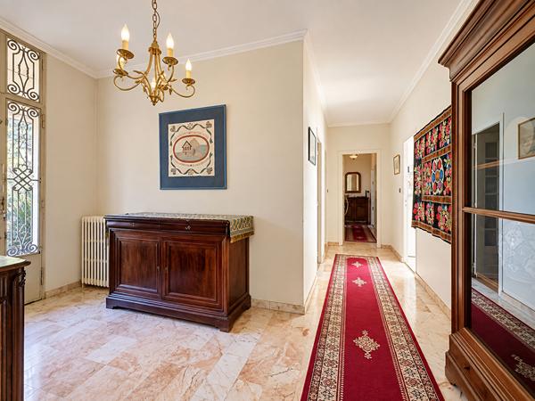 Maison 7 pièces 241 m2