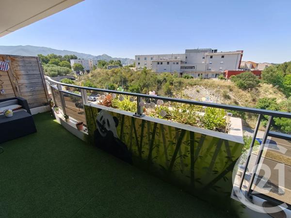 Appartement T3 à vendre  3 pièces - 63,47 m 2   MARSEILLE  - 13012